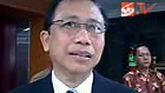 Kisruh dana aspirasi membuat Partai Golkar ditinggalkan mitra koalisinya. Meski ditolak, Golkar tetap berusaha dengan cara lain, yakni mengajukan dana satu miliar rupiah per desa.