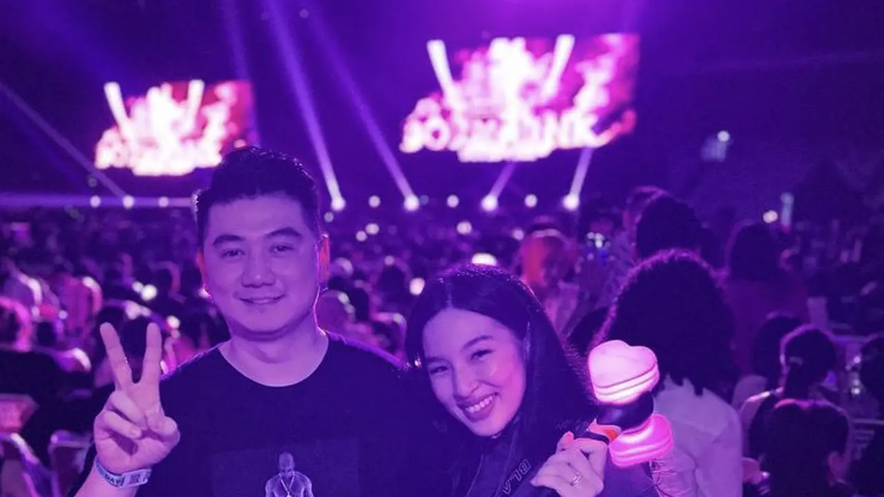 Tampilan Publik Figure di Hari Pertama Konser Blackpink Jakarta