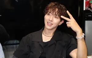 Lee Jung Shin CNBLUE Debut Drama Pendek Lewat 'MARRIAGE CONTRACT WITH THE DEVIL'
