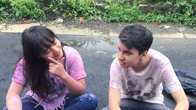 Amel Carla dan Endy Arfian (https://www.instagram.com/p/CRvcv9QLPwr/)