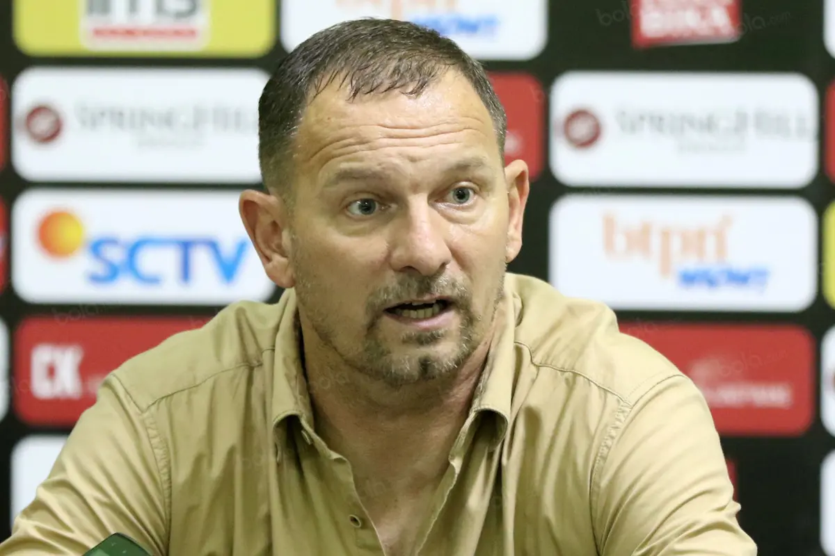 Momen Terakhir Dejan Antonic Bersama Persib Bandung