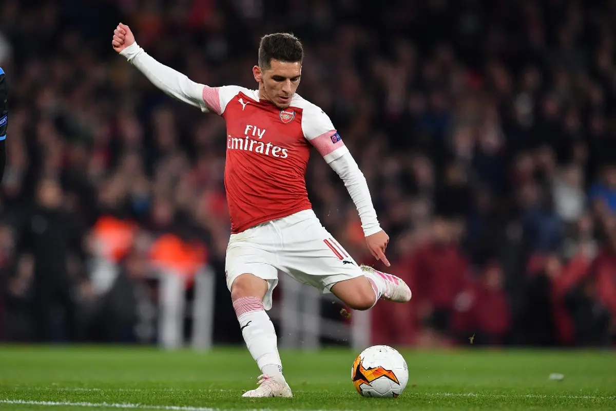 Pesepak Bola Mungil Terhebat di Era Sepak Bola Modern
