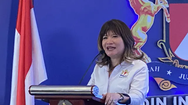 Wakil Ketua Koordinator Bidang Pembangunan Manusia dan Kebudayaan Kadin Indonesia, Shinta Kamdani di Menara Kadin Indonesia, Senin (2/2/2026). (Liputan6.com/Tian)