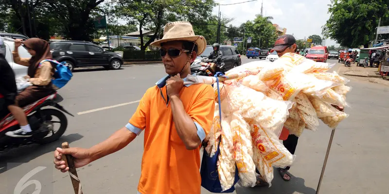 20161019-Penjual-Kerupuk-Disabilitas-HEL