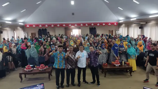 Webinar Hybrid Literasi Digital untuk mewujudkan Smart City yang Kreatif & Inovatif (Liputan6.com/Istimewa)