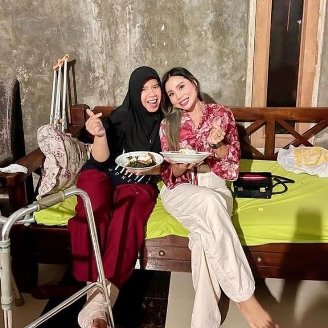 6 Potret Rohimah Alli Mantan Istri Kiwil Jual Rumah yang Pembangunannya Belum Selesai