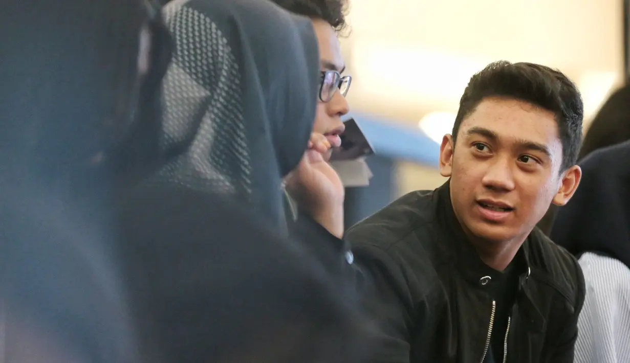 Beberapa waktu lalu beredar foto mesra Chelsea Islan dengan anak artis senior Daffa Wardhana. Banyak yang penasaran dengan keduanya lantaran sering terlihat mesra. (Adrian Putra/Bintang.com)