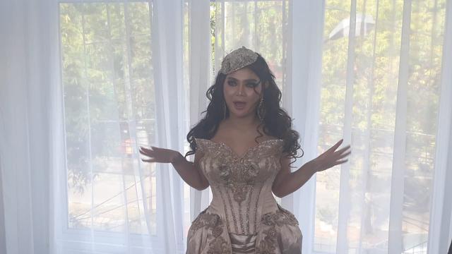 Rosa Meldianti, keponakan Dewi Perssik