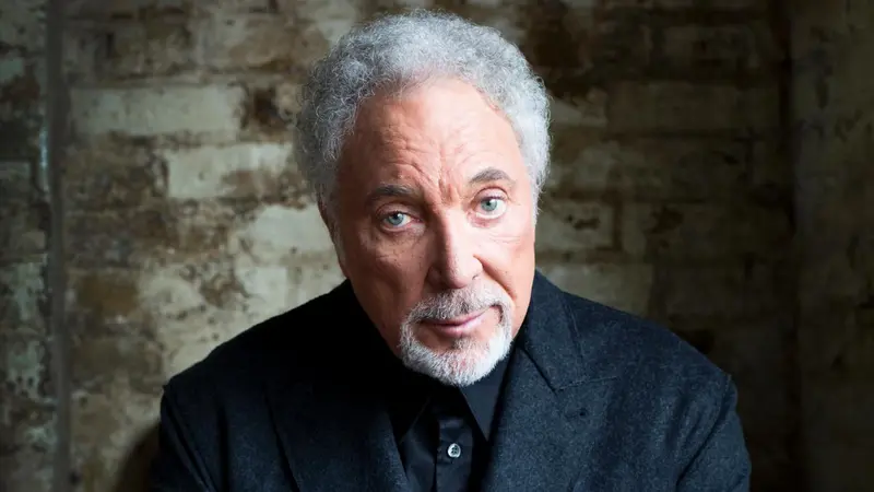 Tom Jones (telegraph.co.uk)