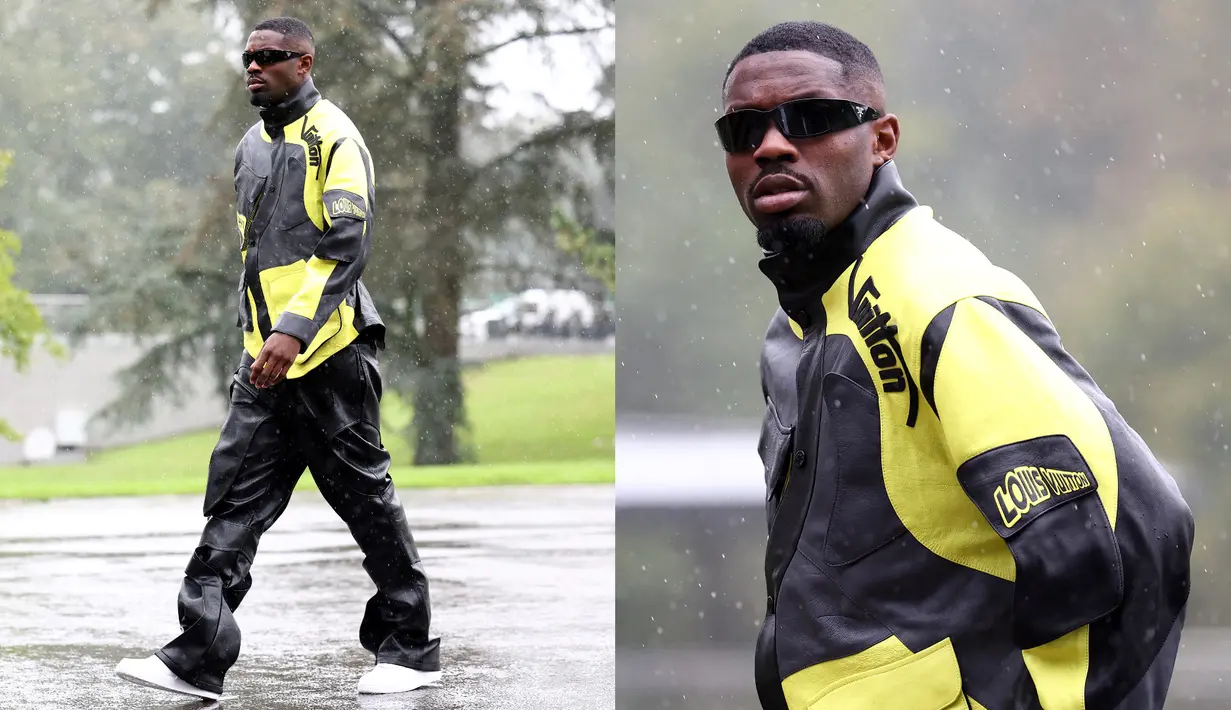 Penyerang Timnas Prancis, Marcus Thuram saat tiba untuk persiapan pertandingan kualifikasi UEFA Nations League di Clairefontaine-en-Yvelines pada 7 Oktober 2024. (AFP/Franck Fife)
