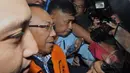Usai menjalani pemeriksaan di KPK, Jero Wacik akan ditempatkan ke LP Cipinang, Jakarta, Selasa (5/5/2015). Jero ditahan karena diduga melakukan tindak pidana pemerasan. (Liputan6.com/Andrian M Tunay)