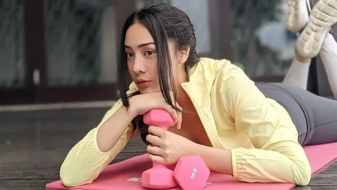 FOTO: Gaya Anya Gerladine saat Olahraga, Tampil Stylish