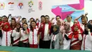 Chief de Mission (CdM) Asian Games 2018 Komjen Pol Syafruddin foto bersama saat mengunjungi pelatnas cabor Bridge di Wisma PKBI, Jakarta, Rabu (25/4). Kunjungan tersebut untuk memantau persiapan jelang laga Asian Games 2018. (Liputan6.com/Arya Manggala)