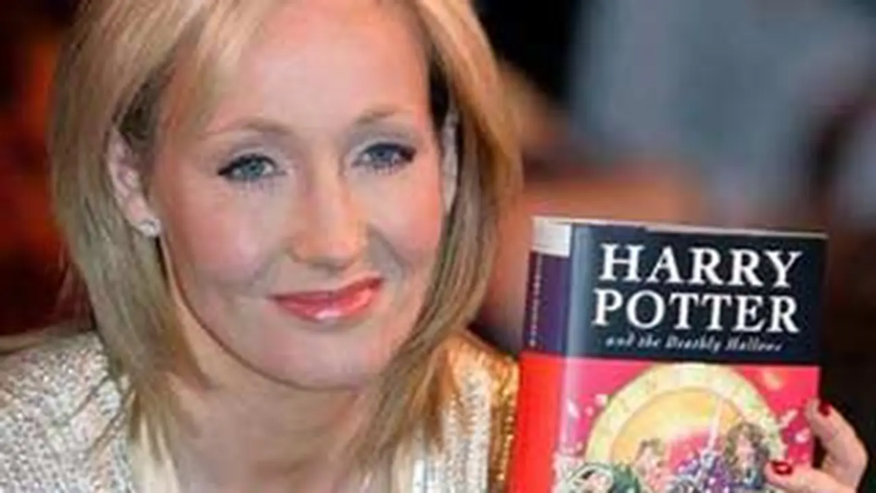 101003dshow-jkrowling.jpg