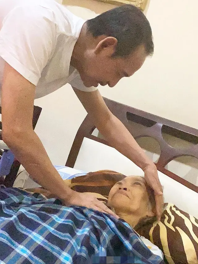Ibu Mertua Ananda Omesh Meninggal Dunia