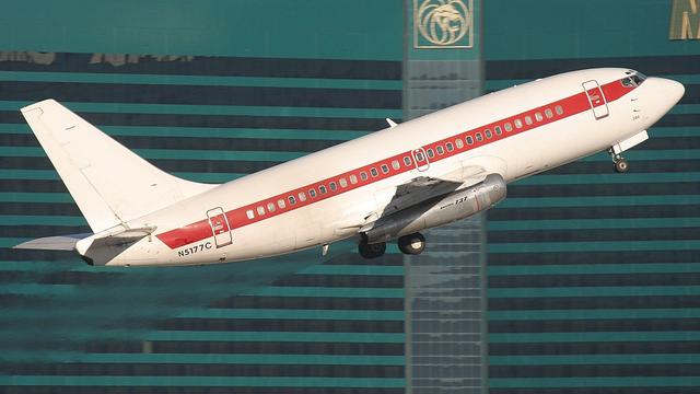 Penerbangan Janet Airlines dari Las Vegas menuju Area 51 (AP)
