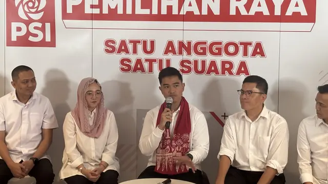 Kaesang Pangarep (tengah) kembali maju sebagai Calon Ketua Umum Partai Solidaritas Indonesia (PSI) (Liputan6.com/Ady Anugrahadi)