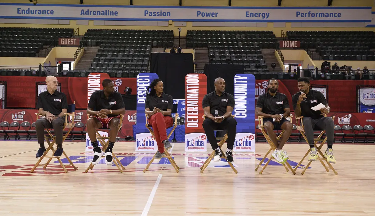 Selama sepekan, seluruh tim, yang berjumlah 32 (termasuk Asia-Pasifik), mengikuti berbagai kegiatan, yang mengajarkan nilai inti Jr. NBA. (Foto/NBAE)
