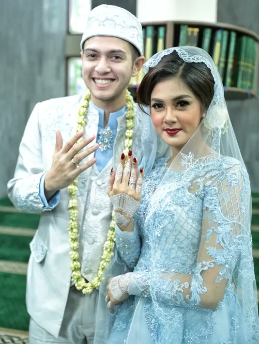 Berupa logam mulia sebesar 10 gram beserta mushaf Al-Quran menjadi permintaan Biby dari Rifky sebagai mahar dalam pernikahannya. Dan ini alasan mengapa Biby mengajukan dua hal tersebut. (Adrian Putra/Bintang.com)