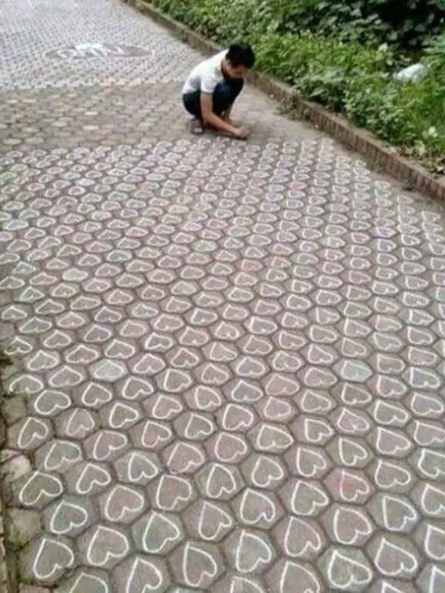 10 Potret Nyeleneh Orang Lagi Gabut Ini Tingkahnya Bikin Heran