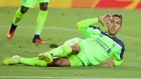 Selebrasi Roberto Firmino sete;ah mencetak gol untuk Liverpool ke gawang AC Milan pada ajang ICC 2016, Minggu (31/7/2016). (ESPN)