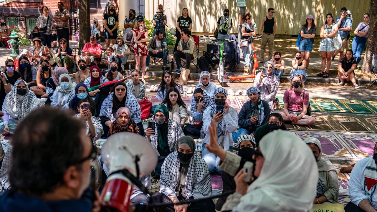 Hari Keempat Kemah Mahasiswa Pro-Palestina di Kampus-Kampus Amerika Serikat