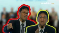 Menteri Keuangan Purbaya Yudhi Sadewa memberikan sambutan dalam acara Simposium PT SMI 2026, Rabu (22/4). Dalam acara tersebut, Purbaya menjelaskan banyak proyek yang tidak diawasi, sehingga mengakibatkan pengeluaran yang sangat besar. Proyek-proyek tersebut, seperti pembangunan Whoosh hingga LRT...