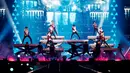 EXO kembali memperlihatkan eksistensinya sebagai salah satu boyband K-Pop yang populer. Lantaran mereka baru saja menggelar konser encore selama tiga hari berturut-turut. (Foto: twitter.com/weareoneEXO)