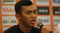 Gelandang Persib Bandung Abdul Aziz. (Liputan6.com/Huyogo Simbolon)