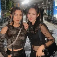Potret Cantik Ersya Aurelia saat Nonton Konser NIKI Buzz World Tour (credit: instagram/ersyaurel)