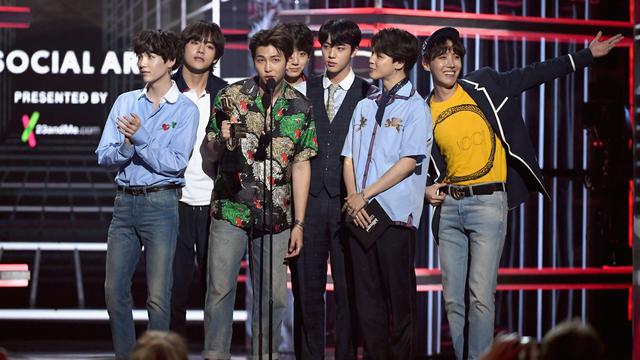 Bts Syuting Videoklip Terbaru Showbiz Liputan6 Com