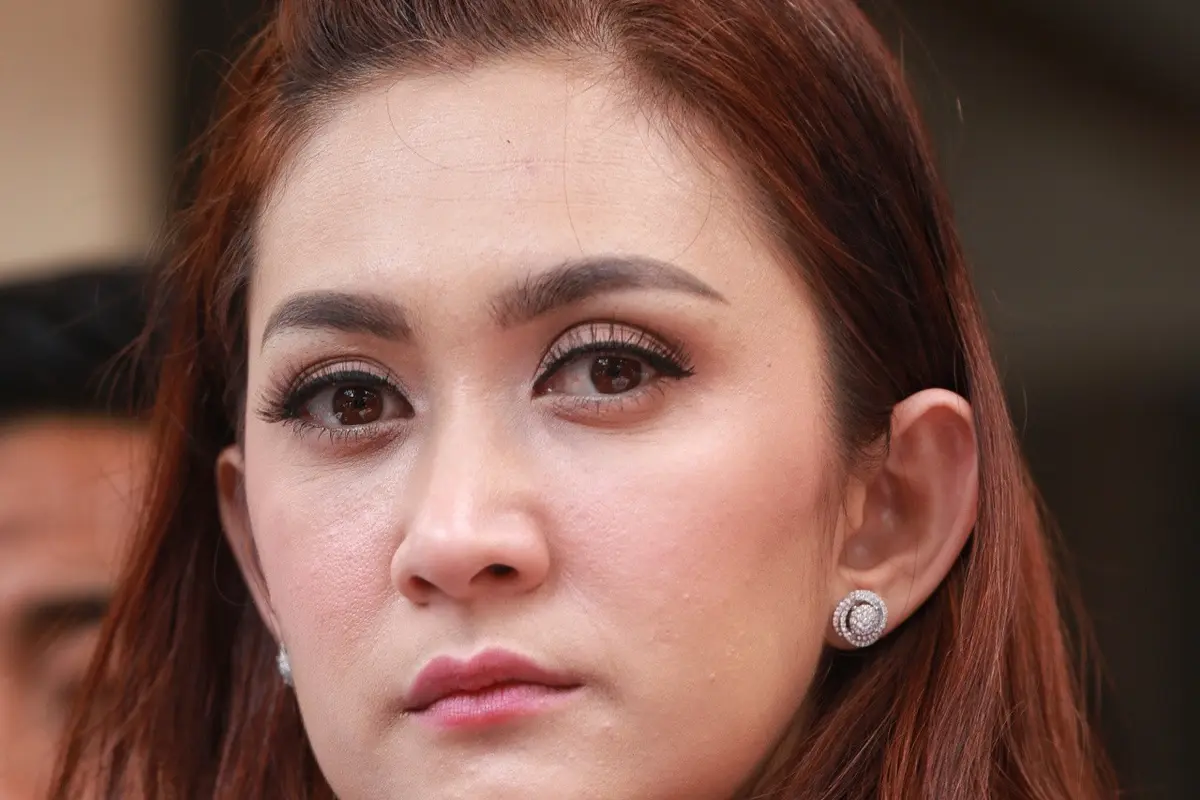 [Bintang] Nafa Urbach
