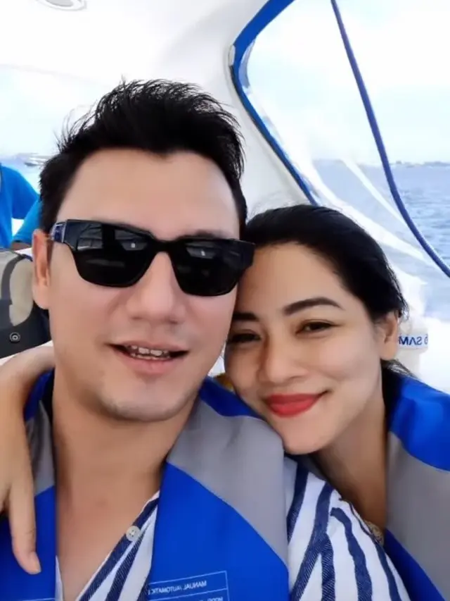 Bak Bulan Madu, Ini 7 Momen Titi Kamal dan Christian Sugiono Liburan di Maldive