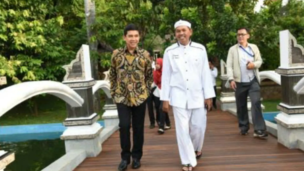 Menteri PAN-RB Yuddy Chrisnandi dan Bupati Purwakarta Dedi Mulyadi.