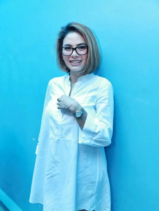 Selain Zack, dalam meja itu juga Niki bersama pacarnya. Ia sendiri merasa bersalah dengan memposting video tersebut. Meski begitu, ia juga telah meminta maaf pada Nafa. (Adrian Putra/Bintang.com)