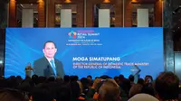 Direktur Jenderal Perdagangan Dalam Negeri Kementerian Perdagangan, Moga Simatupang dalam Indonesia Retail Summit 2024, di Pantai Indah Kapuk (PIK), Jakarta, Rabu (28/8/2024). (Arief/Liputan6.com)