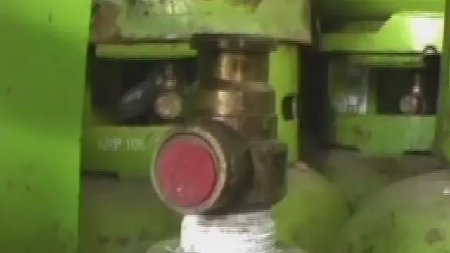 [VIDEO] Gas Elpiji 3 Kg Langka di Solo