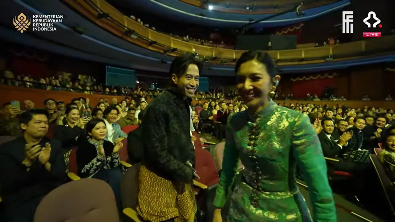 Vidi aldiano dan istri