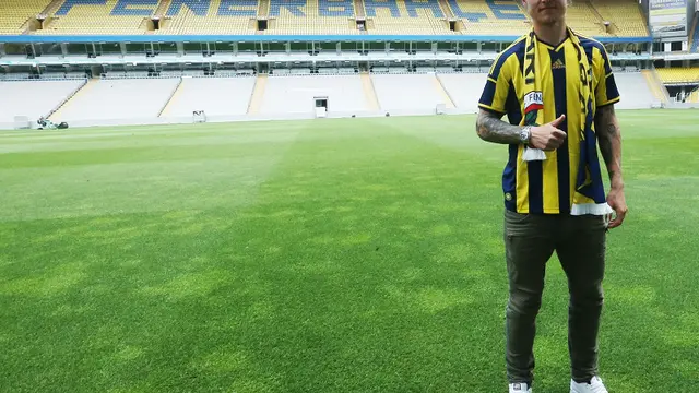 Simon Kjaer