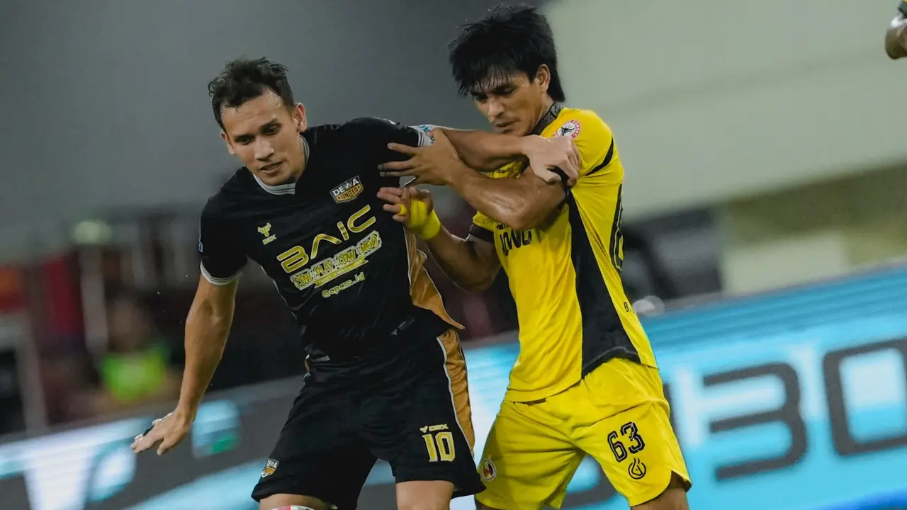 Dewa United vs Semen Padang