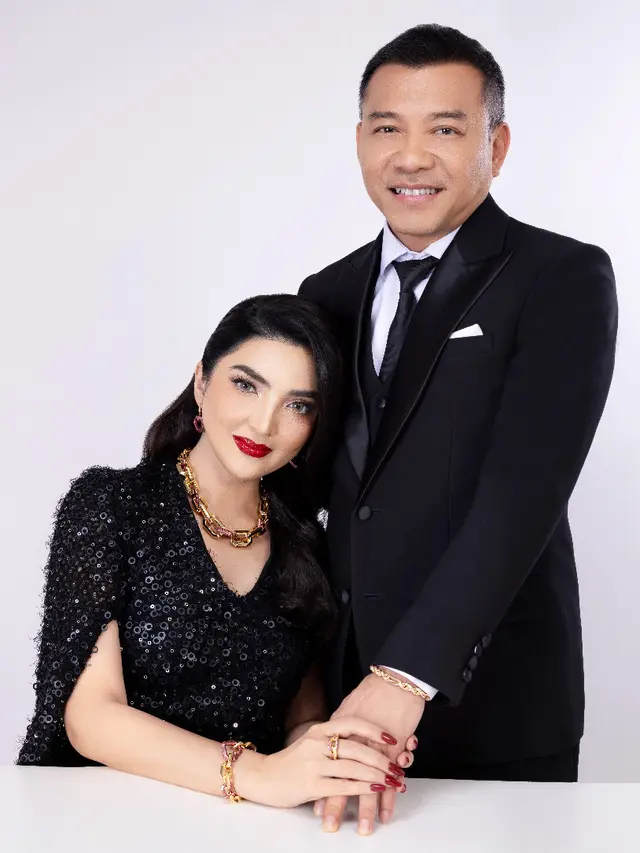 Anang dan Ashanty ambassador perhiasaan lokal, Semar Nusantara melalui kampanye “The Perfect Match”.