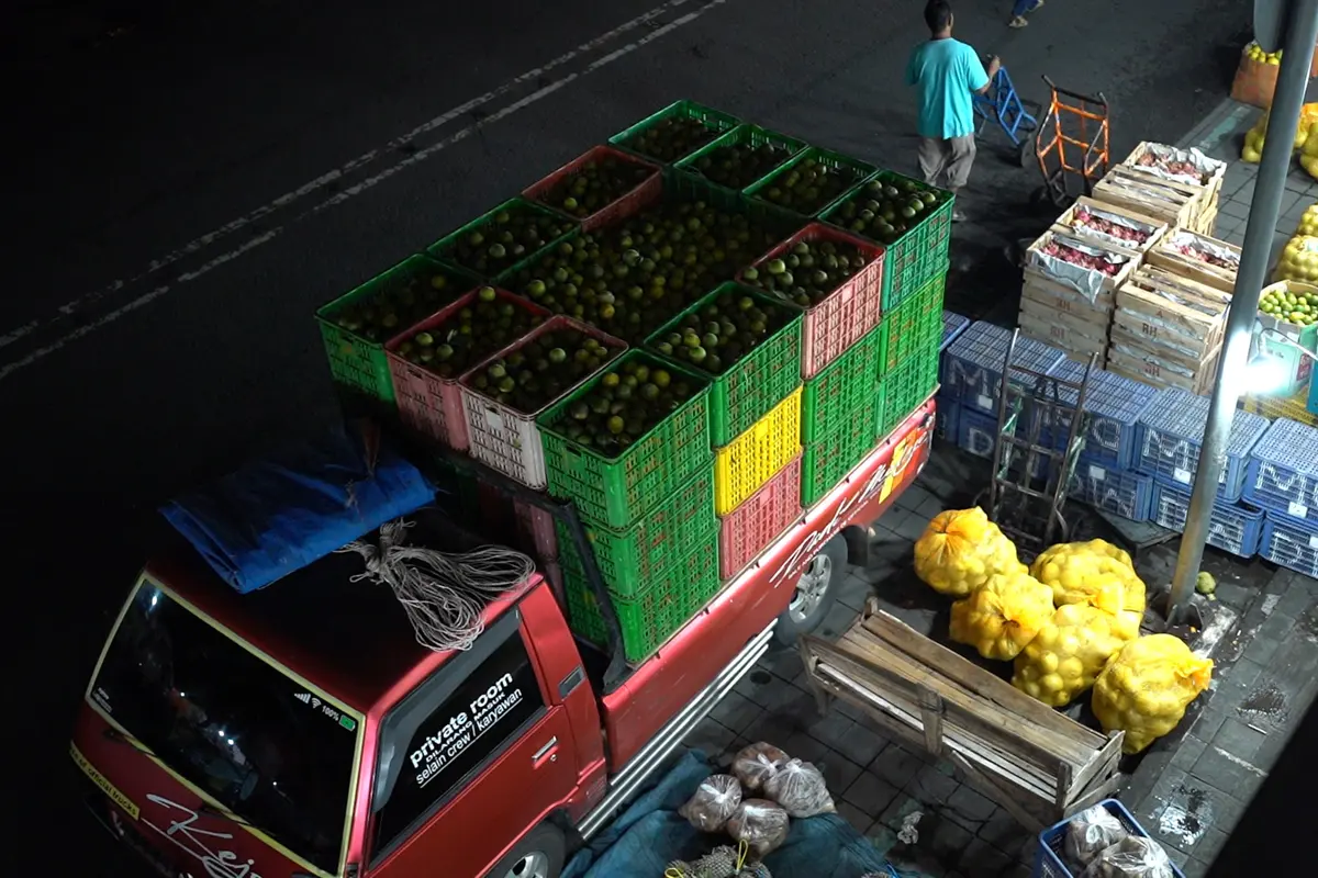 Pedagang Jeruk di Pasar Gede Solo Raup Cuan Sejak Ada MBG, Penjualan 7 Ton Sehari!