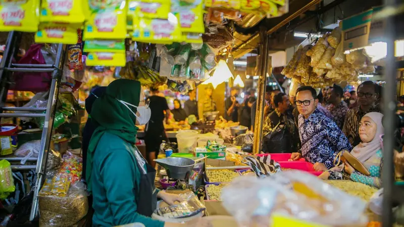 Wali Kota Bogor Bima Arya Sidak Pasar, Cek Kelangkaan Minyak Goreng Minyakita