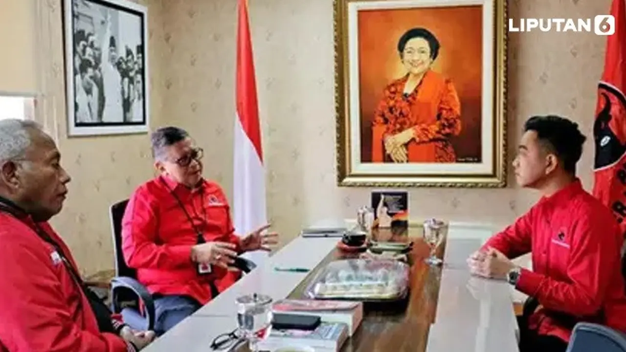 Banner Infografis Nasihat PDIP ke Gibran Usai Bertemu Prabowo di Solo. (Liputan6.com/Faizal Fanani/Trieyasni)