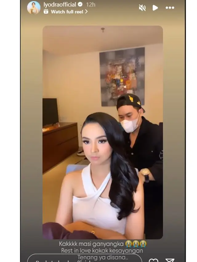 Slam Wiyono Meninggal, Ini 6 Potret Kenangannya Bersama Artis yang Dimakeup