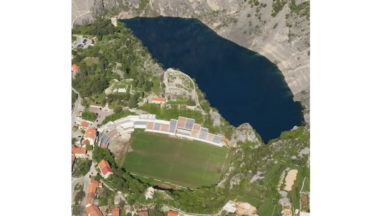 Stadion Gospin Dolac di Kroasia ini merupakan Kandang dari Tim Divisi Tiga NK Imotski dengan kapasitas 4.000 penonton. (Photo/Instagram)