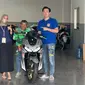 Gigih Mencari Nafkah untuk Keluarga, Driver Ojol Ini Dapat Yamaha FreeGo 125 Connected Secara Cuma-Cuma (Yamaha)