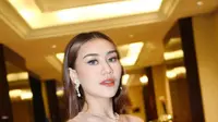 6 Potret Aaliyah Massaid Tampil Memesona di Ulang Tahun Perhiasan Ternama, Dipuji Bak Princess