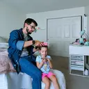 5 Cara Ayah Ciptakan Core Memory untuk Anak Perempuan