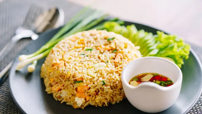 resep nasi goreng salmon